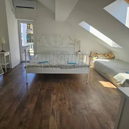 Apartment Mb 2 - Downtown Loft Novi Sad